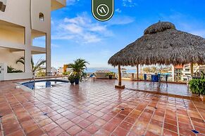 Mexican 2 BR Condo - Private Pool - Romantic Zone