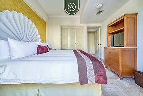 Beachfront 2 BR Condo - Beach - Pools - Tennis