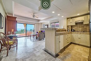 Beachfront 2 BR Condo - Beach - Pools - Tennis