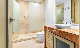 Luxury Oceanfront 4BR Condo - Pool - Ocean View