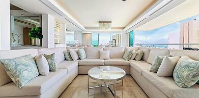 Luxury Oceanfront 4BR Condo - Pool - Ocean View