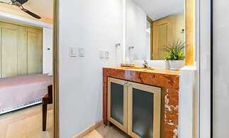 Luxury Oceanfront 4BR Condo - Pool - Ocean View