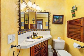 Ocean View 2Br Condo-balcony-beach-pool - 802