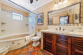 Ocean View 2Br Condo-balcony-beach-pool - 802