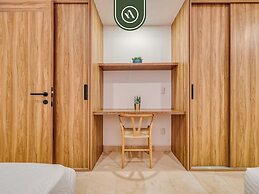 Luxury Oceanfront 3 BR Condo - Pools