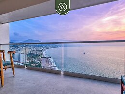 Luxury Oceanfront 3 BR Condo - Pools