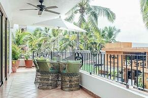 Ocean View 2Br Condo-balcony-beach-pool - 214