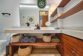2BR Condo in Concha Chinas - Breathtaking Views