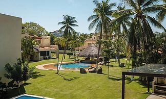 Amazing House -private Pool - Tennis - Paddle Cour