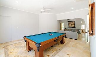 Amazing House -private Pool - Tennis - Paddle Cour