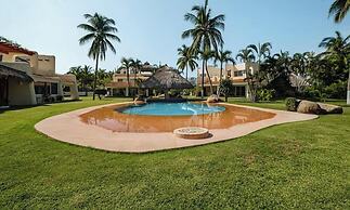 Amazing House -private Pool - Tennis - Paddle Cour