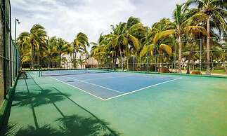 Amazing House -private Pool - Tennis - Paddle Cour