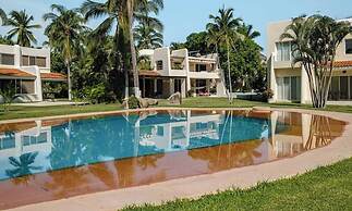 Amazing House -private Pool - Tennis - Paddle Cour