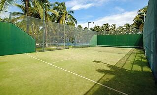 Amazing House -private Pool - Tennis - Paddle Cour