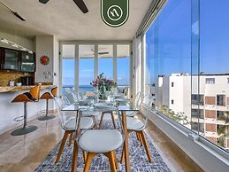 Corner 2 BR Condo - Spectacular Oceanview Sunsets