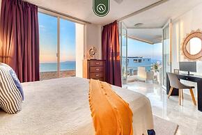 Corner 2 BR Condo - Spectacular Oceanview Sunsets