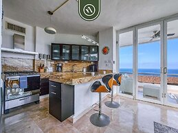 Corner 2 BR Condo - Spectacular Oceanview Sunsets