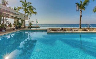Amazing Oceanfront 1BR Condo - Rooftop Pool