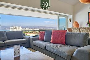 Oceanfron 4 BR Condo - Beach - Wyndham Pool