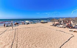 Oceanfron 4 BR Condo - Beach - Wyndham Pool