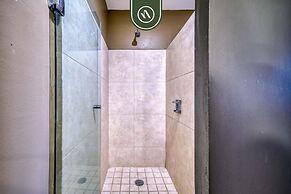 Oceanfron 4 BR Condo - Beach - Wyndham Pool