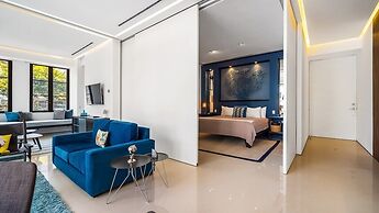 Stylish King-bed Unit - Pool - Ocean View - Gym