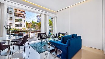 Stylish King-bed Unit - Pool - Ocean View - Gym