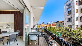 Stylish King-bed Unit - Pool - Ocean View - Gym