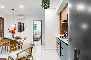 New 1 BR Condo - Rooftop Pool - Romantic Zone