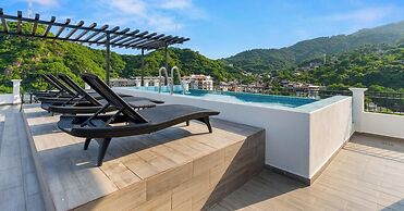 New 1 BR Condo - Rooftop Pool - Romantic Zone