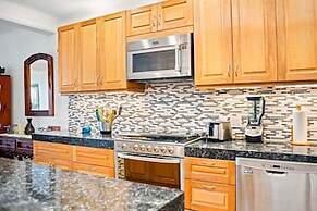 Ocean View 2Br Condo-balcony-beach-pool - 603