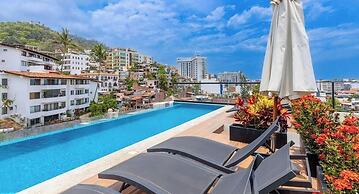 2 BR Condo in Romantic Zone - Pool - Terrace