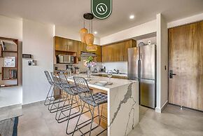 2 BR Condo in Romantic Zone - Pool - Terrace