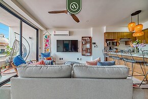 2 BR Condo in Romantic Zone - Pool - Terrace