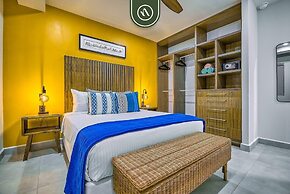 2 BR Condo in Romantic Zone - Pool - Terrace