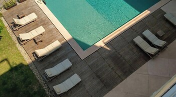 Luxury 4 BR Condo - Amazing Bay View - Pool
