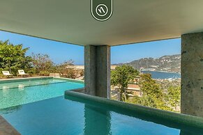 Luxury 4 BR Condo - Amazing Bay View - Pool