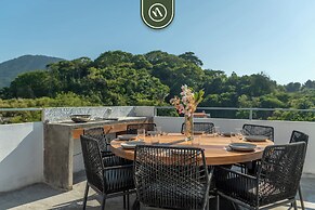 3 BR Condo - Private Terrace and Pool - Oceanview