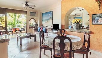 Ocean View 1Br Condo-balcony-beach-pool - 301
