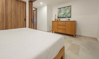 Amazing Apt With Ocean View - King Bed