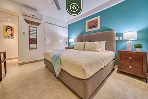 Stunning 2 BR Condo in Romantic Zone - Pool