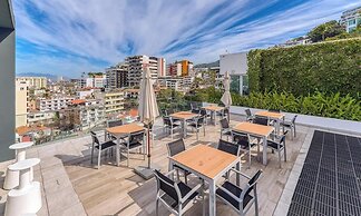 Stunning 2 BR Condo in Romantic Zone - Pool