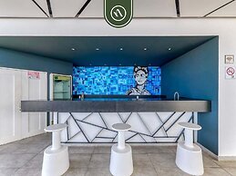 Stunning 2 BR Condo in Romantic Zone - Pool