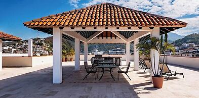 Ocean View 2Br Condo-balcony-beach-pool - 305