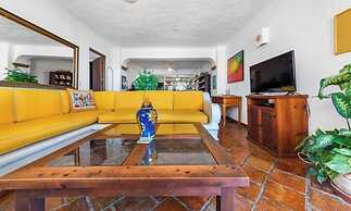 Ocean View 2Br Condo-balcony-beach-pool - 305
