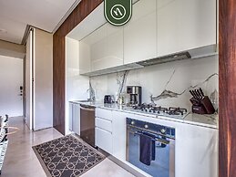 Luxury 1 BR Condo in Pier 57 - Infinity Pool