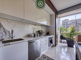 Luxury 1 BR Condo in Pier 57 - Infinity Pool