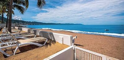 Oceanview Studio - King Bed - Pools - Beachclub