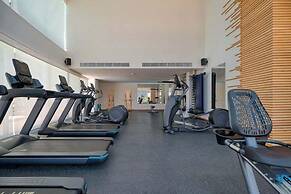 Cozy Studio -private Balcony - Pool - Gym