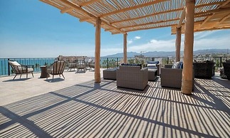 Cozy Studio -private Balcony - Pool - Gym